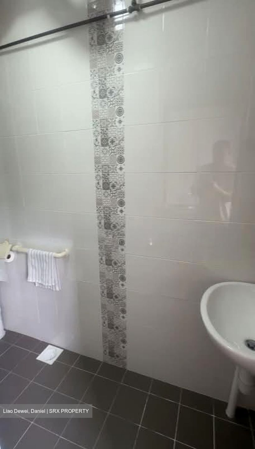 Blk 124 Tampines Street 11 (Tampines), HDB Executive #588237771